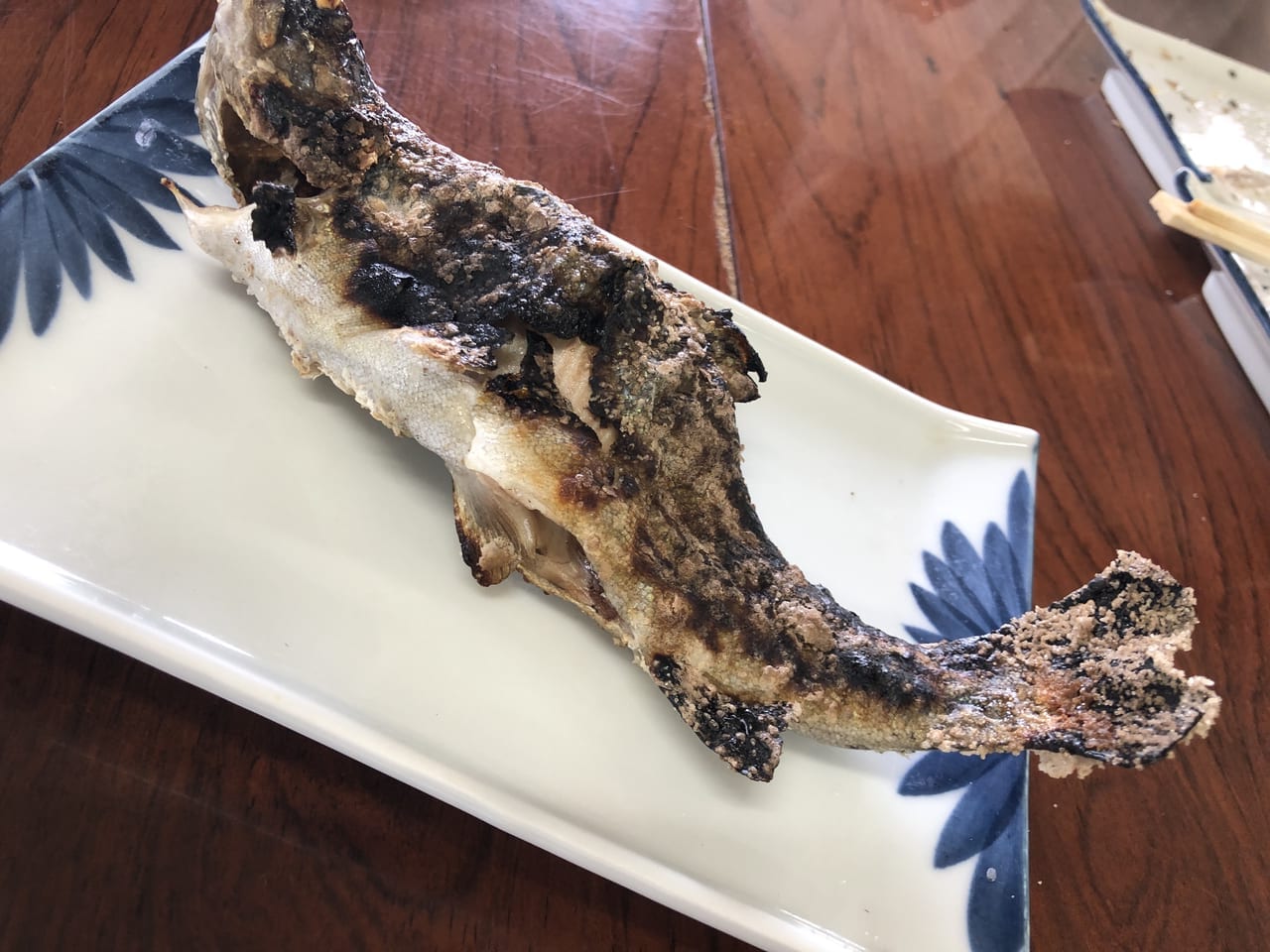 ニジマス塩焼きでいただく