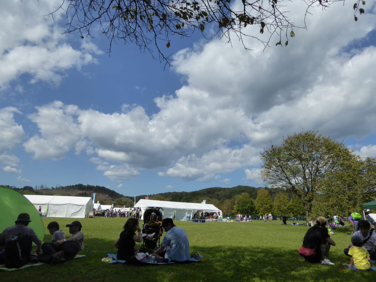 お天気がいいので宮城県川崎町の国営みちのく湖畔公園にいった