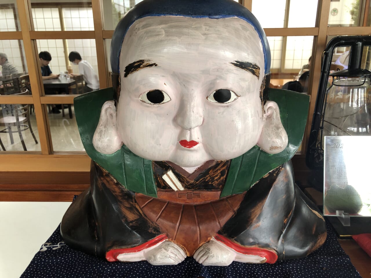 ちかくのいろは食堂がおいしいということで、お昼はこちらでいただきました。昔ながらのラーメンということで、ベーシックなラーメン。スープが内陸とちがって魚系でしょうか?いい味でした。量は多め。少なめのやつで十分満足できるでしょう